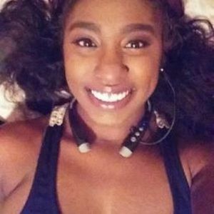 Meet your Posher, Cierra